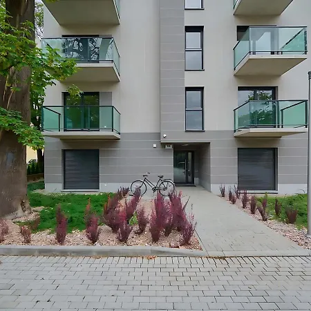 Cozy With Balcony In Very Close To Main Market Square By Renters *